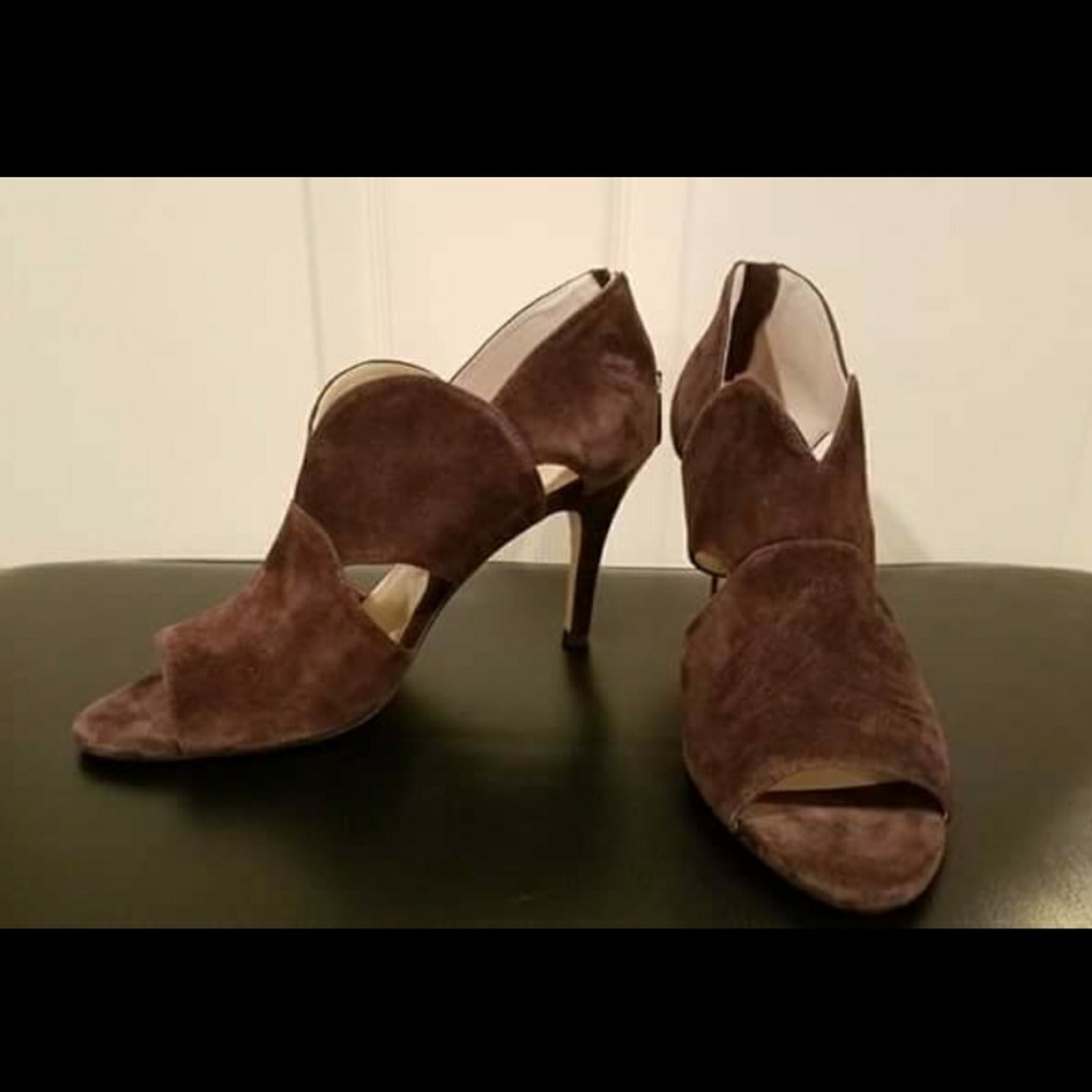 Adrienne Vittadini 8.5 Suede Zipper Stiletto Heels